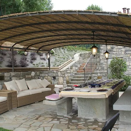 Il Sorriso Dei Figli Argegno