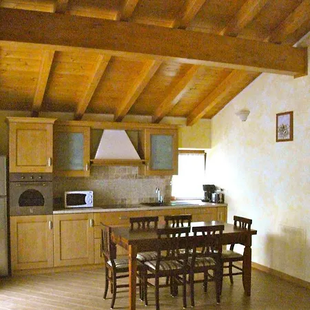 Il Sorriso Dei Figli Holiday home Argegno